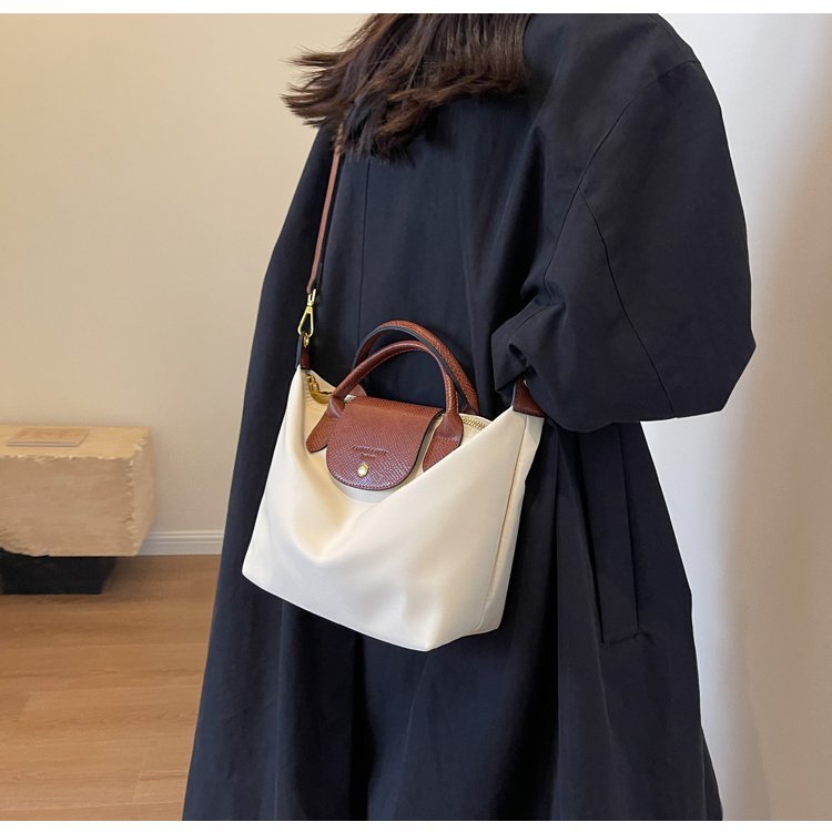 Private Label Womens Crossbody Bag for Bulk Wholesale Buyers – 58-10641 — 33