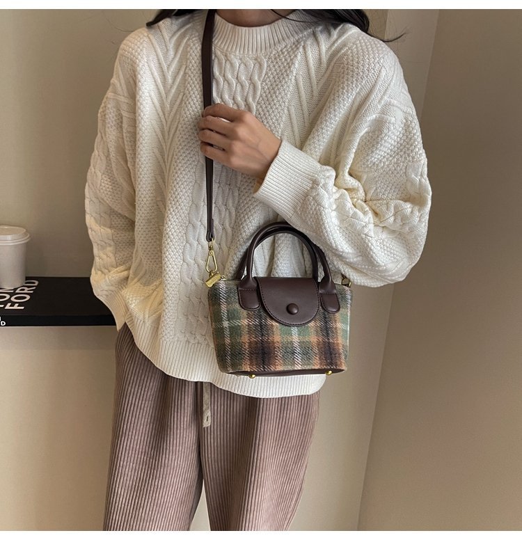 Wholesale Womens Handbag for Fashion Retailers – 58-10662 — 36