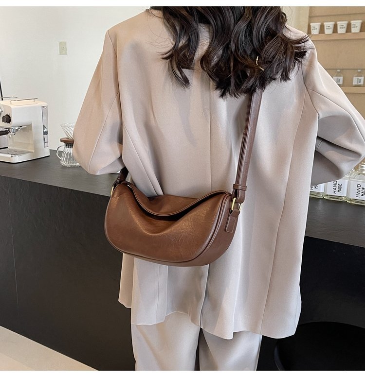 Custom Womens Crossbody Bag for Fashion Retailers – 58-10677 — 19