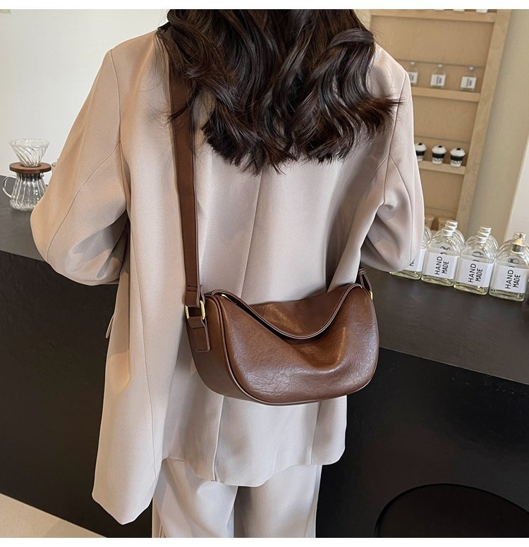 Custom Womens Crossbody Bag for Fashion Retailers – 58-10677 — 24