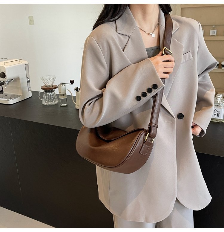 Custom Womens Crossbody Bag for Fashion Retailers – 58-10677 — 28