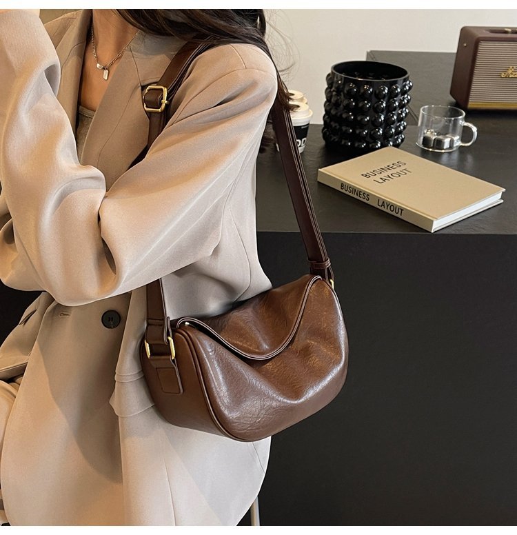 Custom Womens Crossbody Bag for Fashion Retailers – 58-10677 — 30
