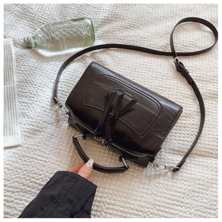 Custom Womens Crossbody Bag for Retail Sourcing – 58-10790 — 10
