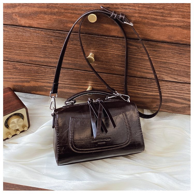 Custom Womens Crossbody Bag for Retail Sourcing – 58-10790 — 17