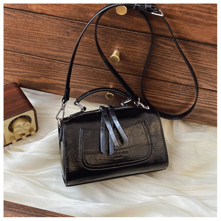 Custom Womens Crossbody Bag for Retail Sourcing – 58-10790 — 18
