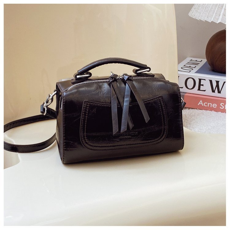 Custom Womens Crossbody Bag for Retail Sourcing – 58-10790 — 21