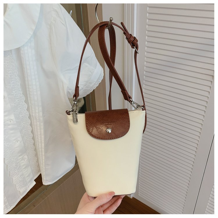Wholesale Womens Shoulder Bag for Fashion Retailers – 58-10882 — 18