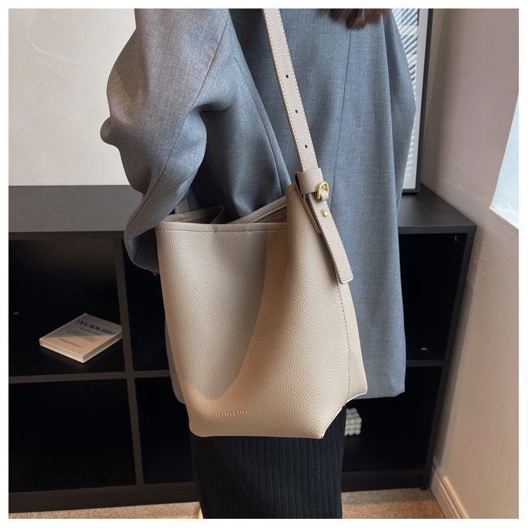 OEM Womens Shoulder Bag for Fashion Retailers – 58-15209 — 15