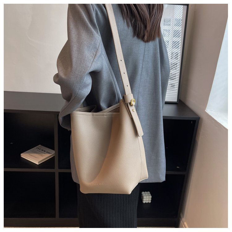 OEM Womens Shoulder Bag for Fashion Retailers – 58-15209 — 16