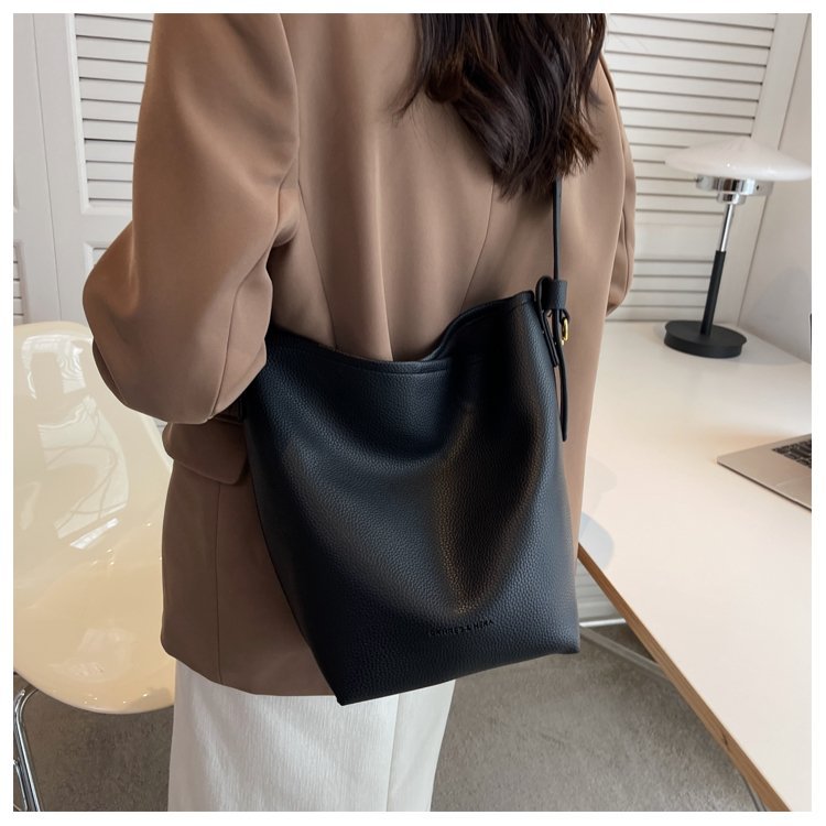 OEM Womens Shoulder Bag for Fashion Retailers – 58-15209 — 22