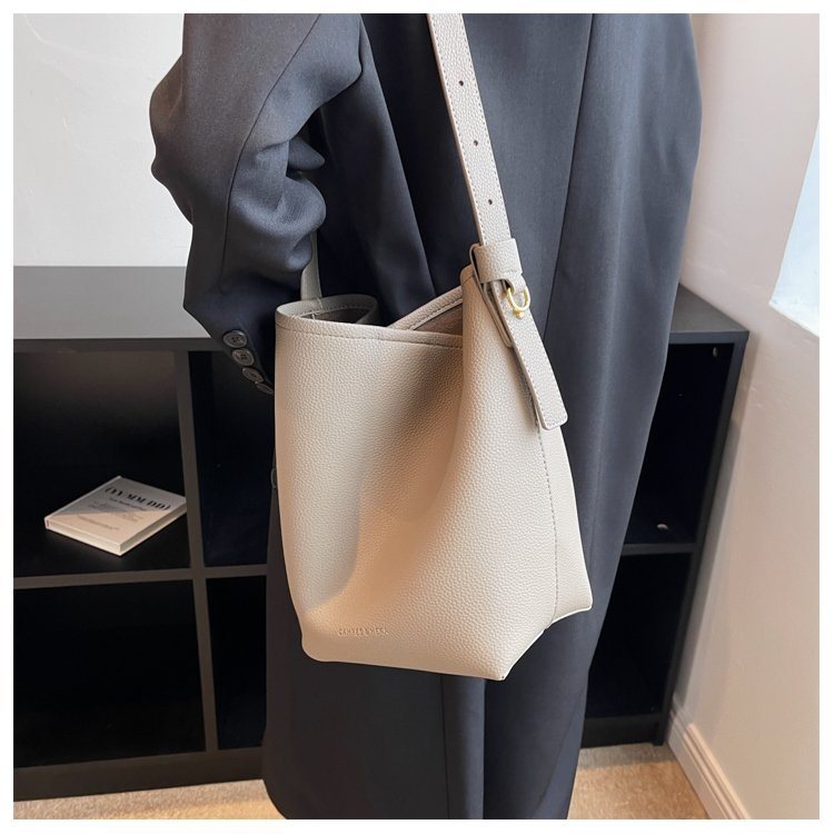 OEM Womens Shoulder Bag for Fashion Retailers – 58-15209 — 33