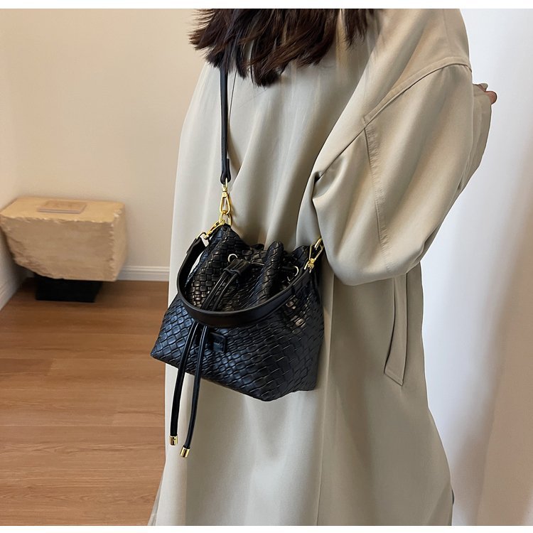 Factory Direct Womens Shoulder Bag for Bulk Wholesale Buyers – 58-19102 — 37