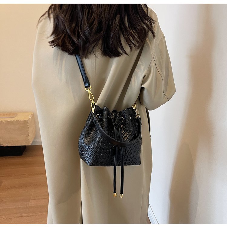 Factory Direct Womens Shoulder Bag for Bulk Wholesale Buyers – 58-19102 — 38