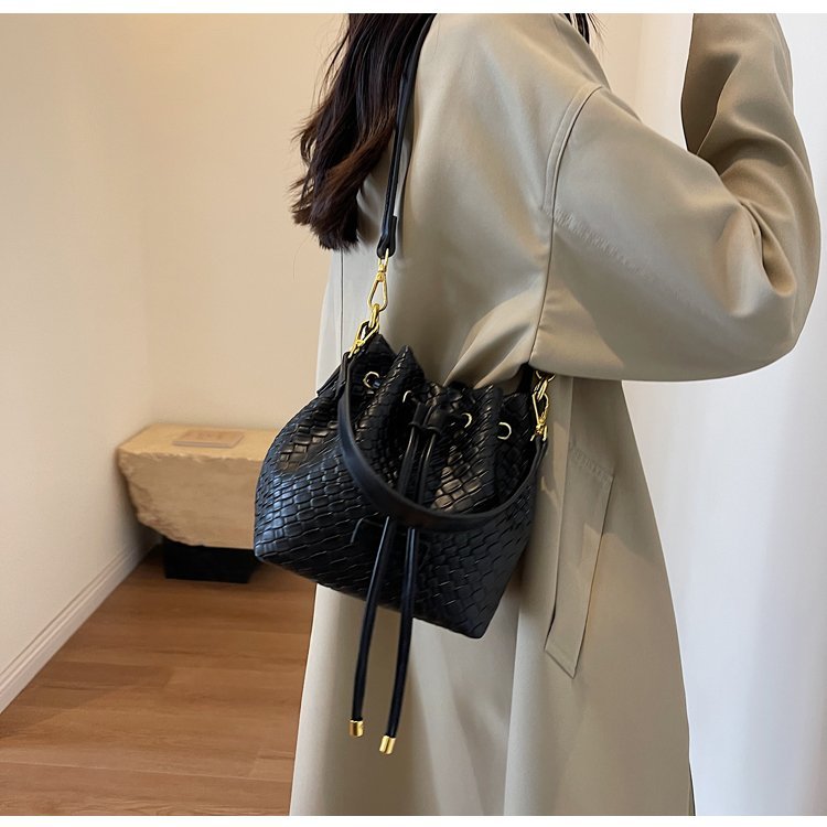 Factory Direct Womens Shoulder Bag for Bulk Wholesale Buyers – 58-19102 — 40