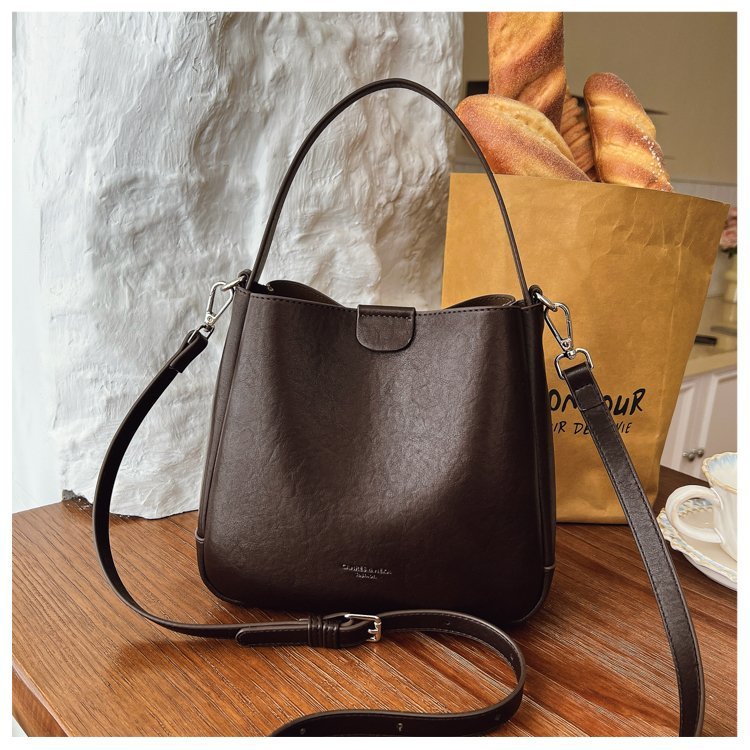 Wholesale Womens Shoulder Bag for Retail Sourcing – 58-25077 — 14