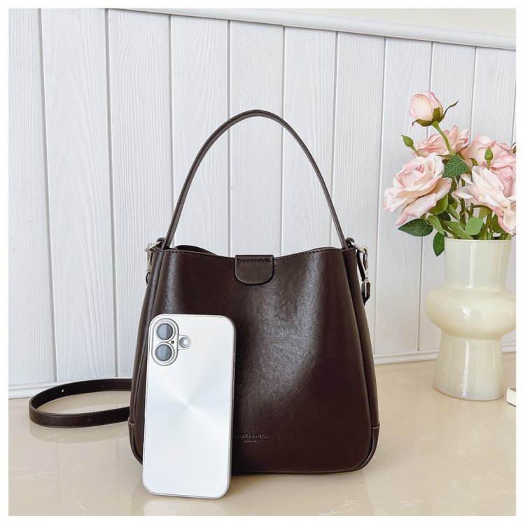 Wholesale Womens Shoulder Bag for Retail Sourcing – 58-25077 — 26