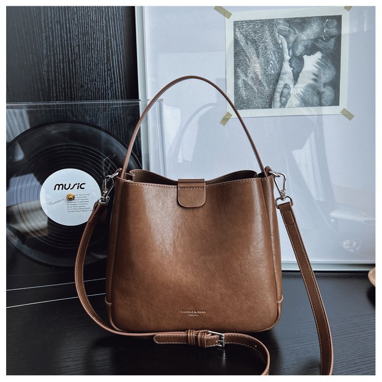 Wholesale Womens Shoulder Bag for Retail Sourcing – 58-25077 — 27