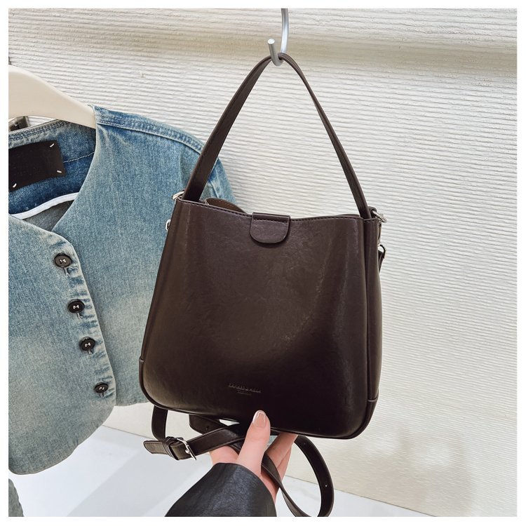 Wholesale Womens Shoulder Bag for Retail Sourcing – 58-25077 — 39