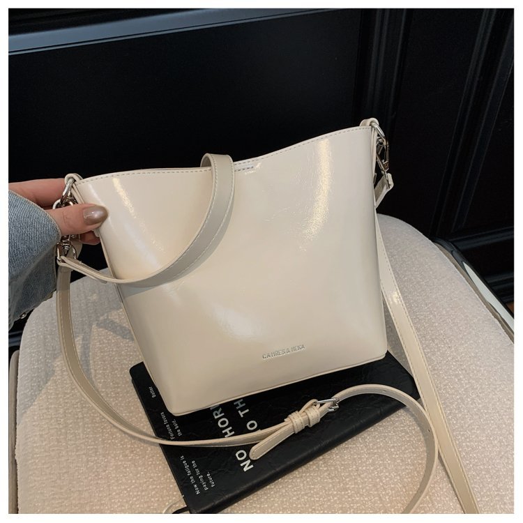 Factory Direct Womens Tote Bag for Retail Sourcing – 58-25083 — 33