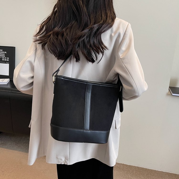 Private Label Womens Crossbody Bag for Fashion Retailers – SS-69666 — 29