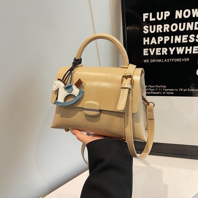 Factory Direct Womens Handbag for Retail Sourcing – SS-69772 — 24
