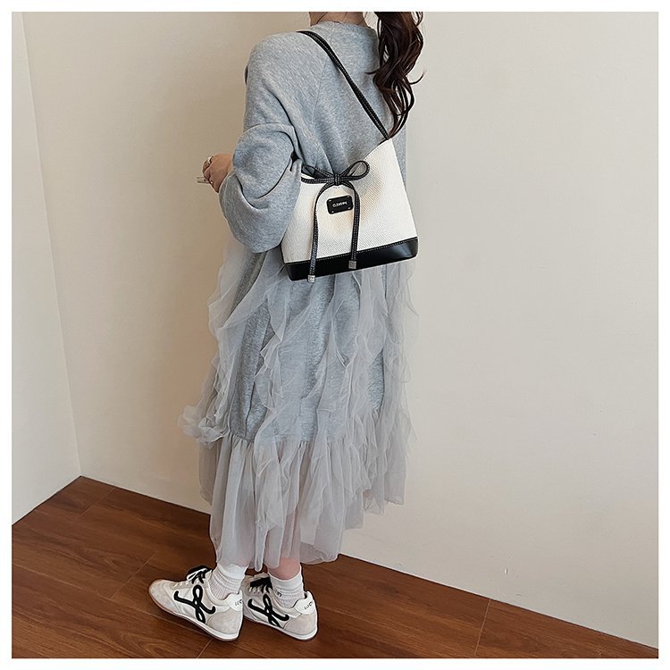 Private Label Womens Crossbody Bag for Retail Sourcing – SS-7580 — 24