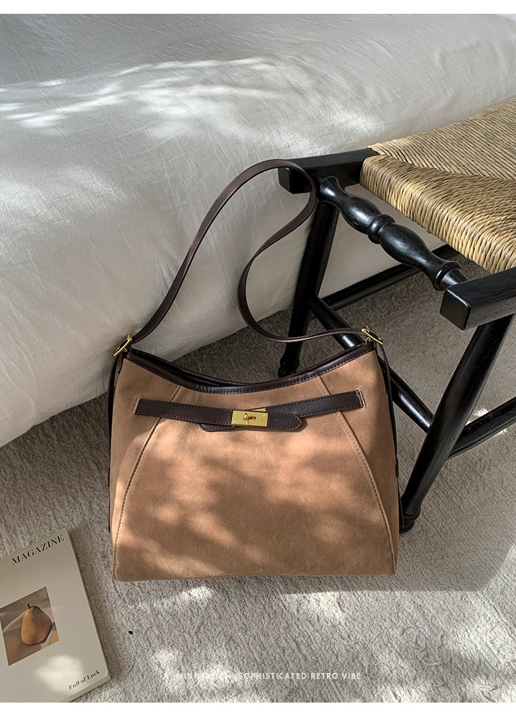 Wholesale Womens Shoulder Bag for Fashion Retailers – SS-7807 — 26