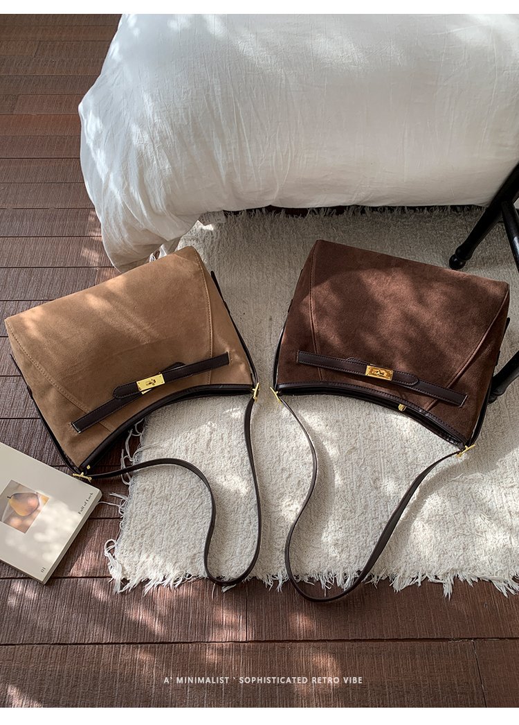 Wholesale Womens Shoulder Bag for Fashion Retailers – SS-7807 — 28