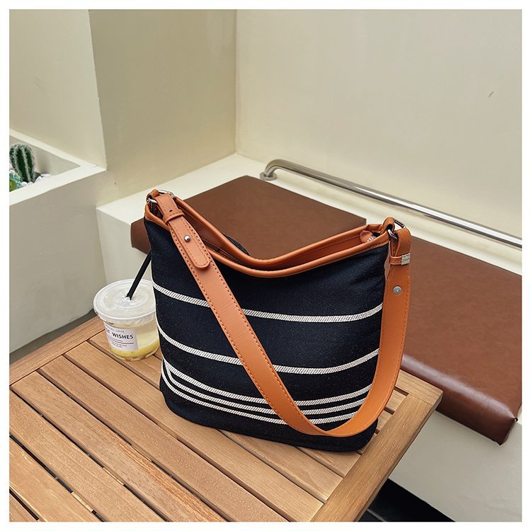 Private Label Womens Crossbody Bag for Custom Bag Projects – SS-8381 — 11