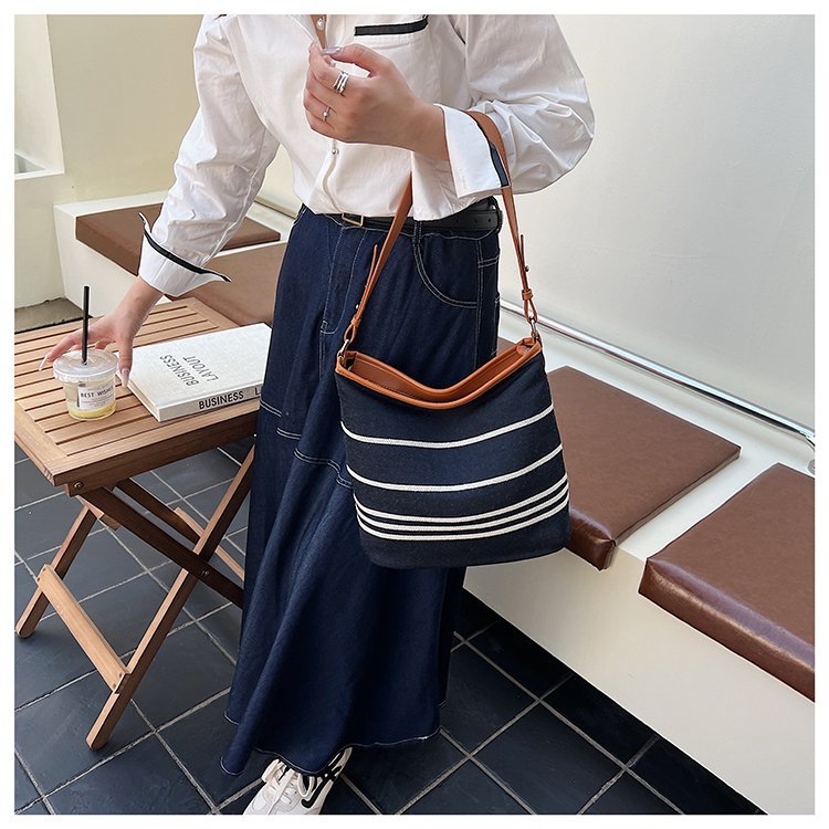 Private Label Womens Crossbody Bag for Custom Bag Projects – SS-8381 — 14