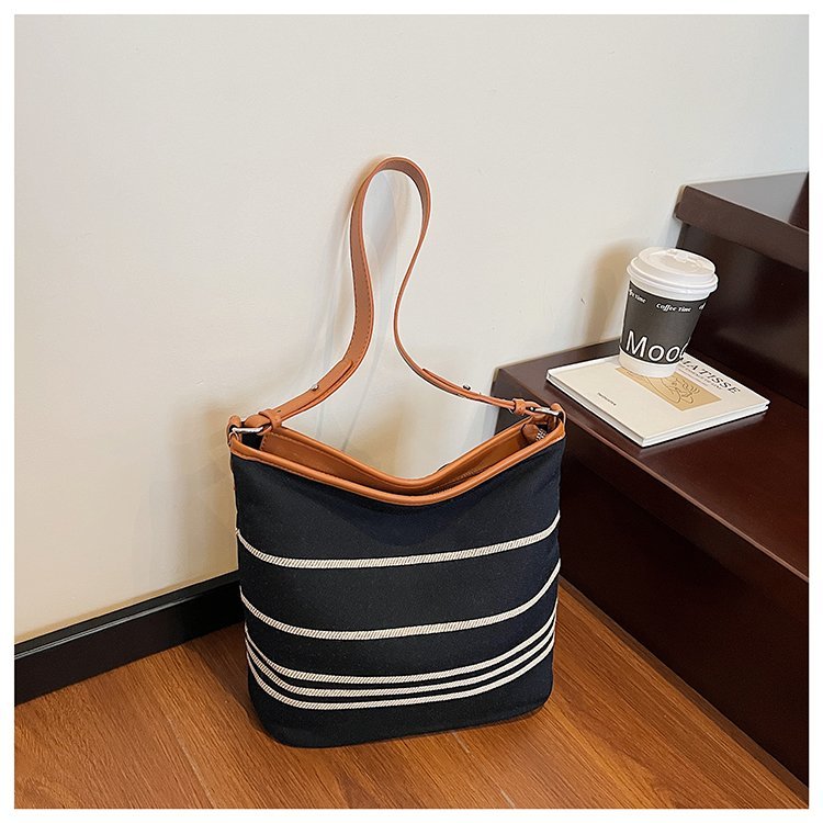 Private Label Womens Crossbody Bag for Custom Bag Projects – SS-8381 — 26