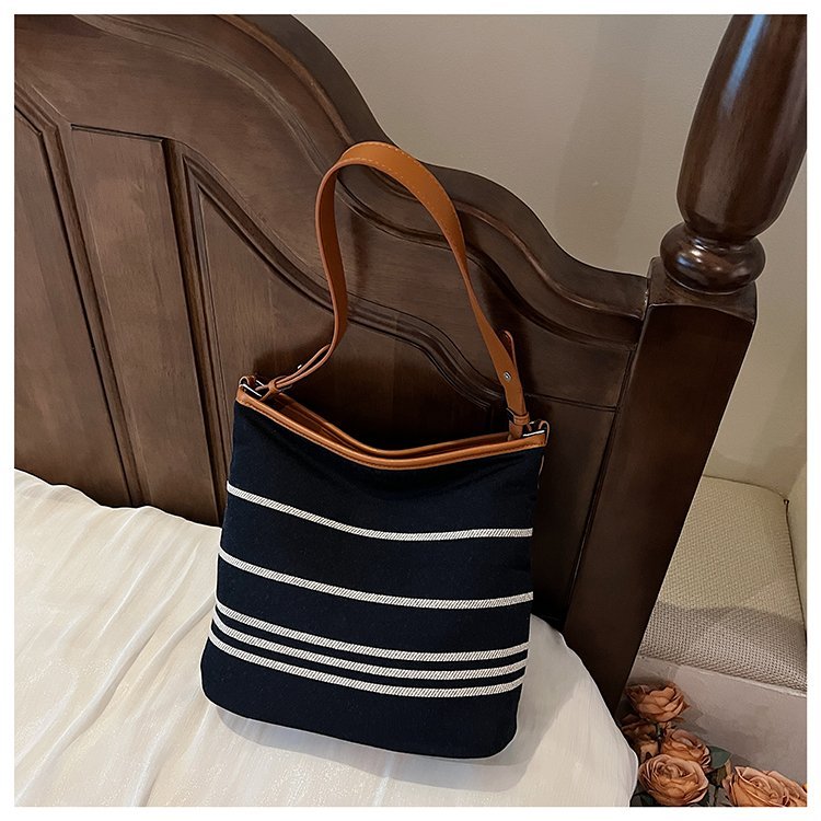 Private Label Womens Crossbody Bag for Custom Bag Projects – SS-8381 — 27