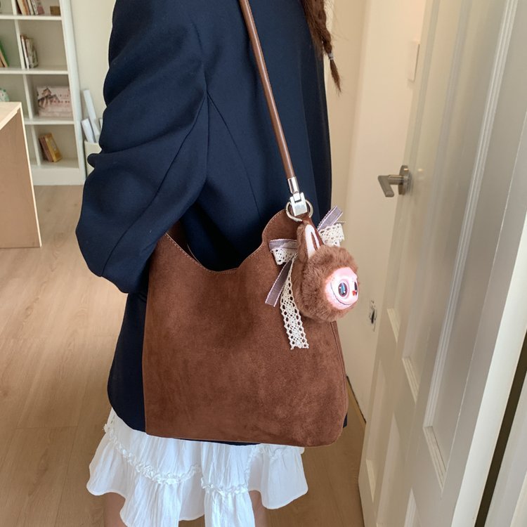 Custom Womens Shoulder Bag for Fashion Retailers – SS-8385 — 23