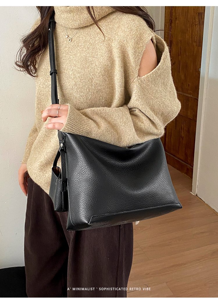 Private Label Womens Shoulder Bag for Bulk Wholesale Buyers – SS-W69839 — 24