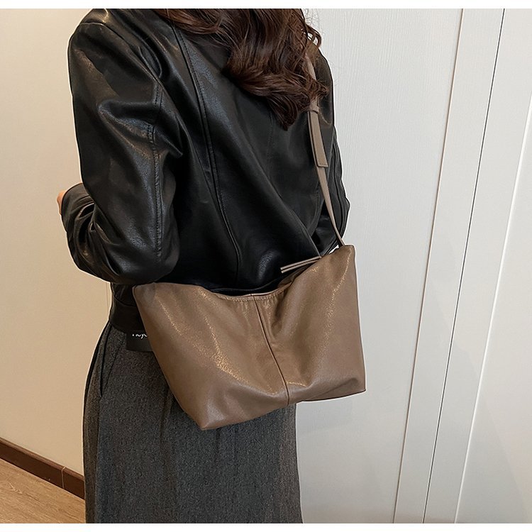 Wholesale Womens Crossbody Bag for Bulk Wholesale Buyers – SS-17220 — 24