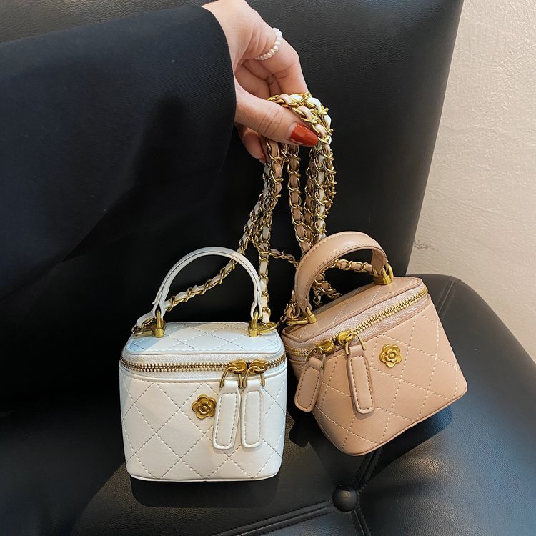 Custom Womens Fashion Bag for Retail Sourcing – SS-28108 — 10
