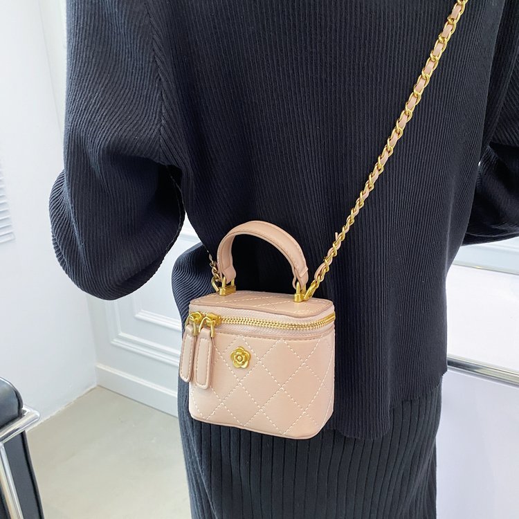 Custom Womens Fashion Bag for Retail Sourcing – SS-28108 — 24