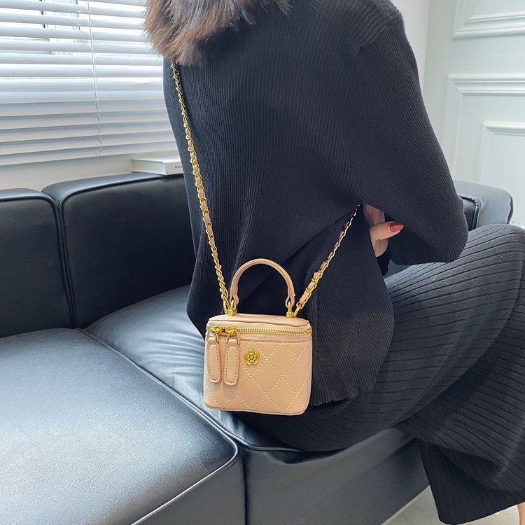 Custom Womens Fashion Bag for Retail Sourcing – SS-28108 — 31