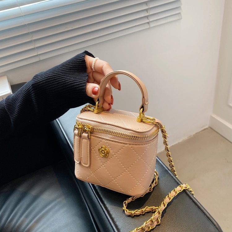 Custom Womens Fashion Bag for Retail Sourcing – SS-28108 — 39