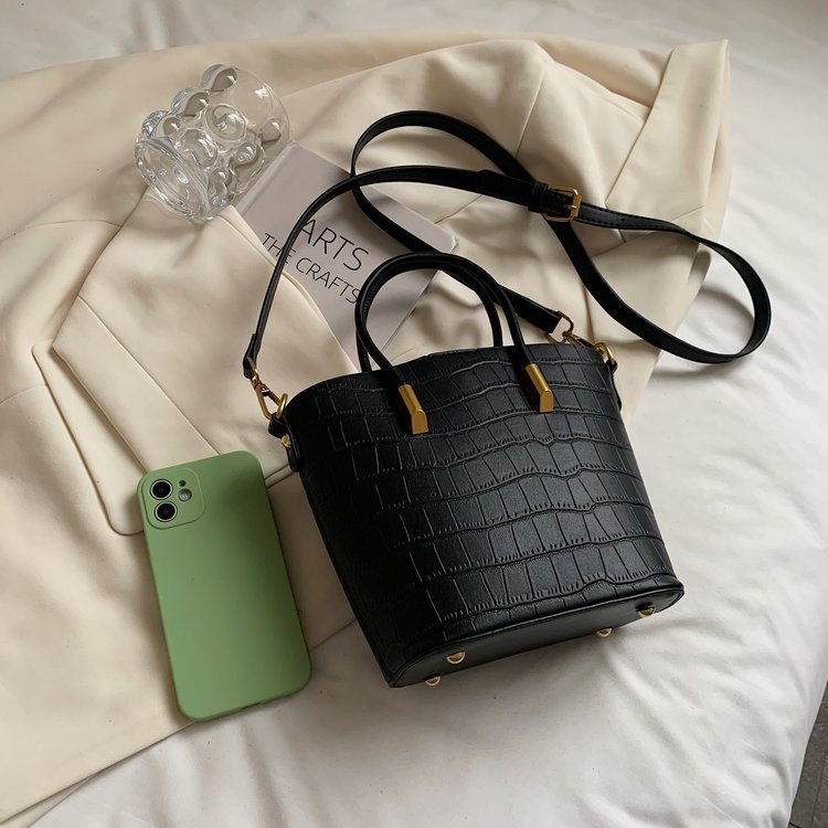 Wholesale Womens Fashion Bag for Brand Orders – SS-28111 — 37