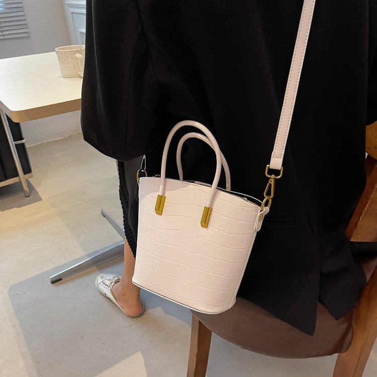 Wholesale Womens Fashion Bag for Brand Orders – SS-28111 — 40