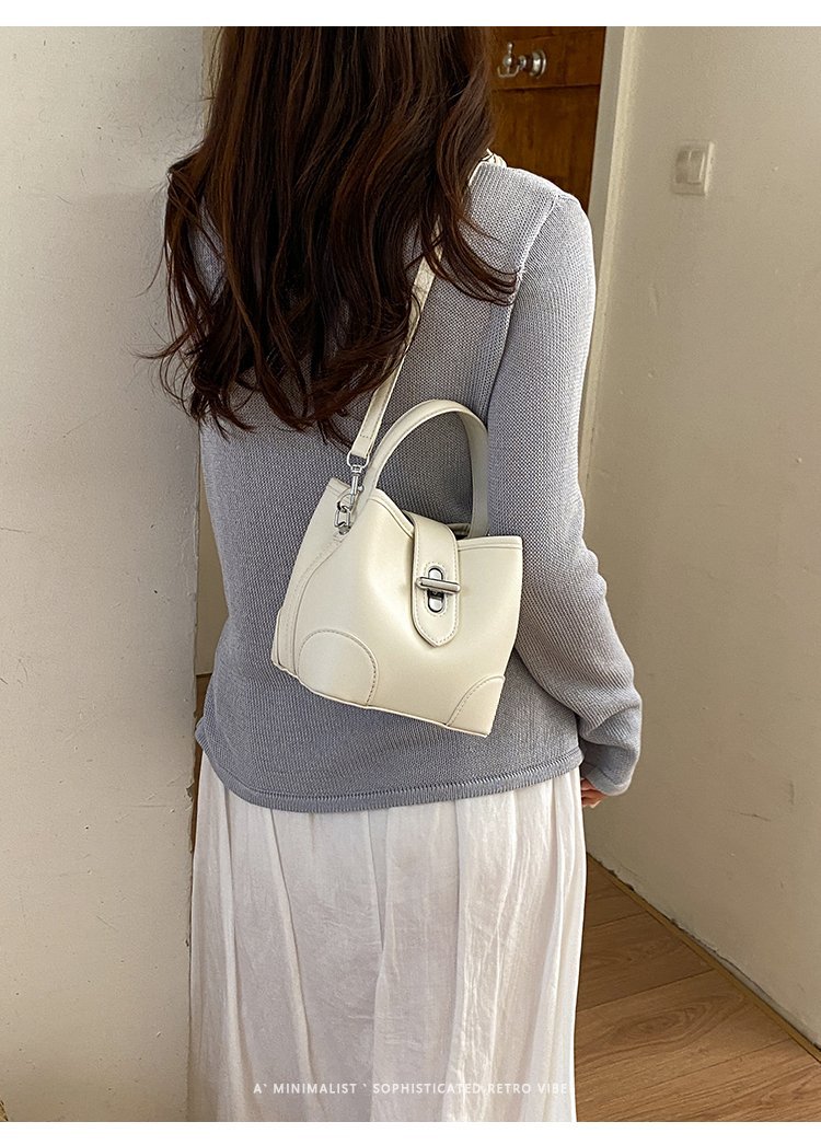 Custom Womens Handbag for Bulk Wholesale Buyers – SS-65075 — 24