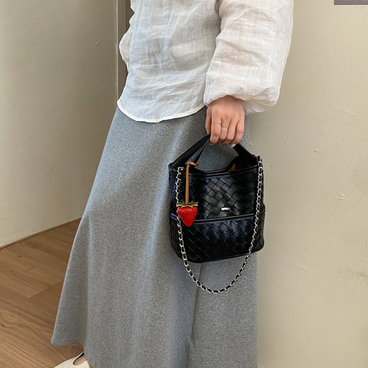 Private Label Womens Handbag for Retail Sourcing – SS-65078 — 24