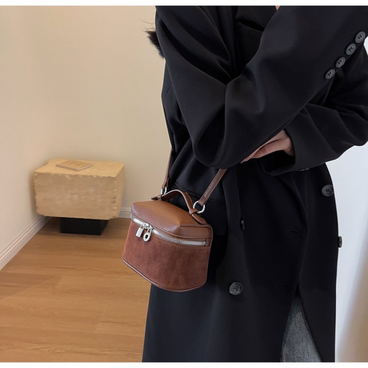 حقيبة يد نسائية بالجملة لمشتري الجملة بكميات كبيرة – SS-6527 — 16