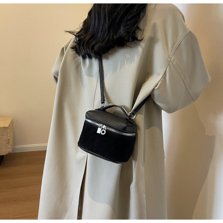 حقيبة يد نسائية بالجملة لمشتري الجملة بكميات كبيرة – SS-6527 — 18