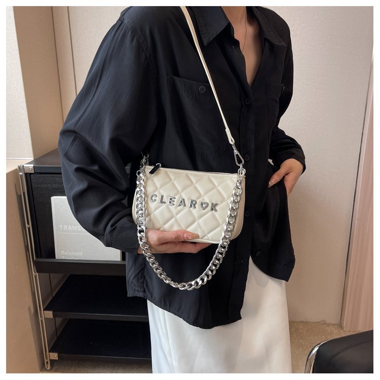 Custom Womens Fashion Bag for Retail Sourcing – SS-8160 — 1
