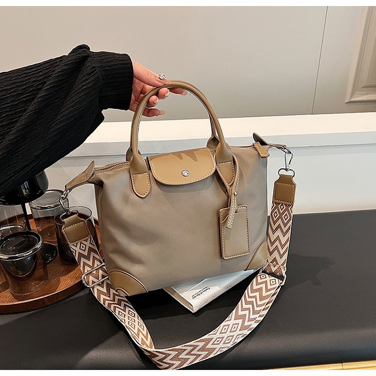 Sac à bandoulière femme de marque blanche pour approvisionnement de boutiques – SS-96628 — 20