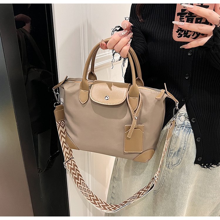 Sac à bandoulière femme de marque blanche pour approvisionnement de boutiques – SS-96628 — 22