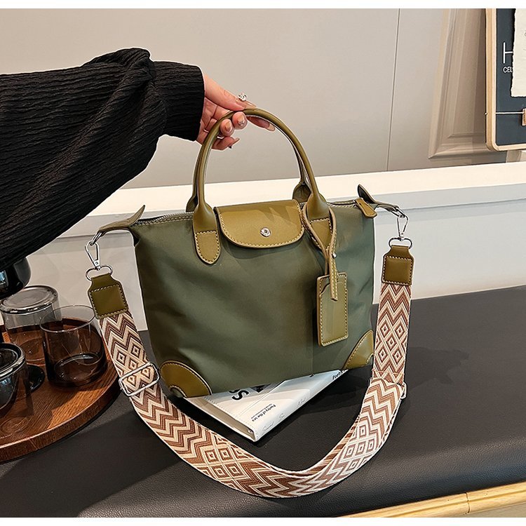 Sac à bandoulière femme de marque blanche pour approvisionnement de boutiques – SS-96628 — 26