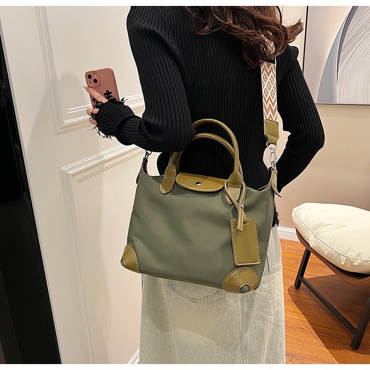 Sac à bandoulière femme de marque blanche pour approvisionnement de boutiques – SS-96628 — 27